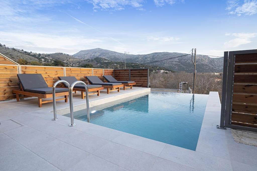 Lasithi Luxury Villa Mesa Lasithi Exterior foto