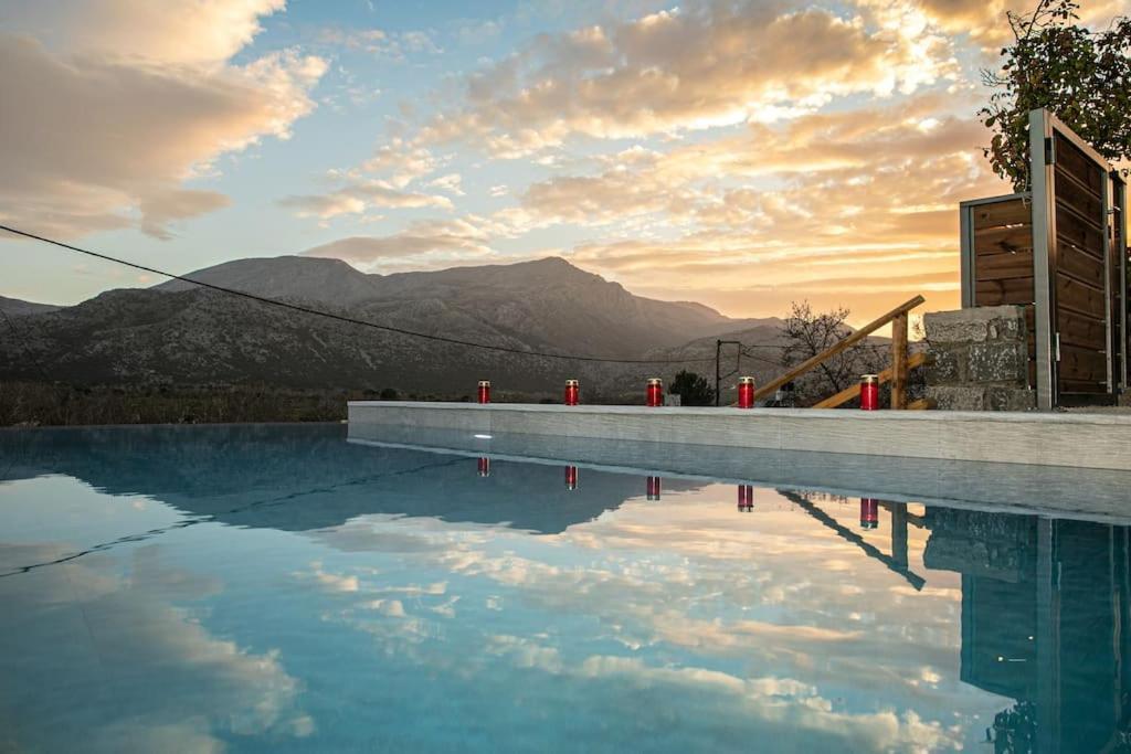 Lasithi Luxury Villa Mesa Lasithi Exterior foto